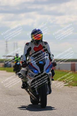 media/May-29-2022-Lets Ride (Sun) [[e8986be515]]/B Group/Grid/